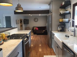 18300 Kathleene Dr, Minnetonka, MN 55345