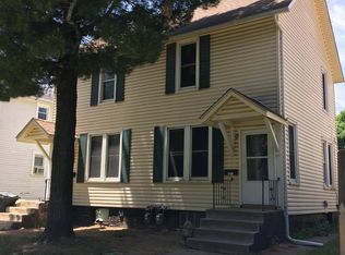 1605 11th St, Moline, IL 61265
