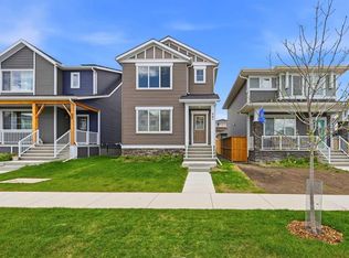 541 E Bayview St SW, Airdrie, AB T4B 5M4