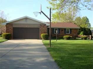 901 Monterey Ct, Archbold, OH 43502