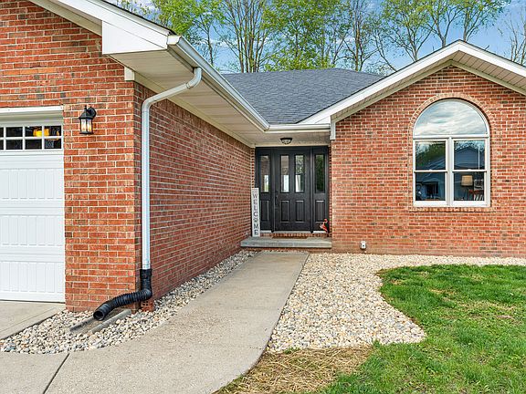 3rd image of 1504 Rj Blvd