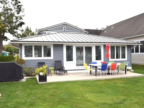 8264 E North Rd, Syracuse, IN 46567