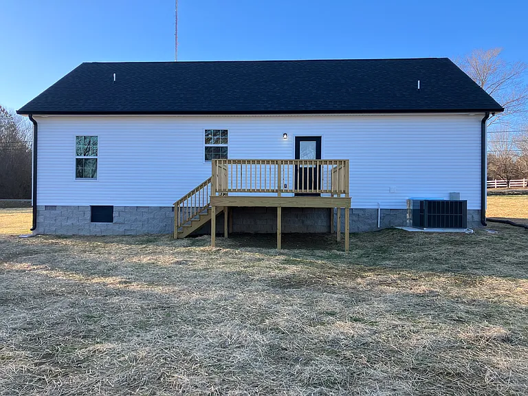 4668 Old Manchester Hwy #4668 — Photo 8