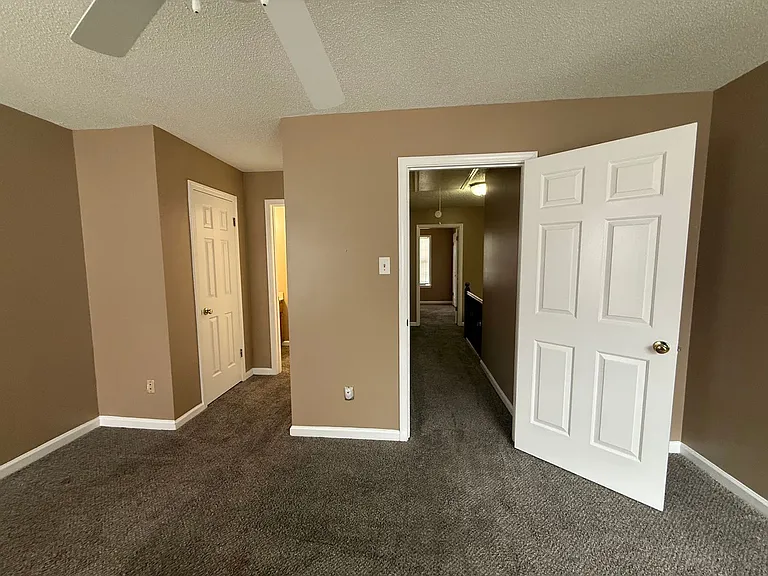 2478 Green Glen Dr — Photo 11