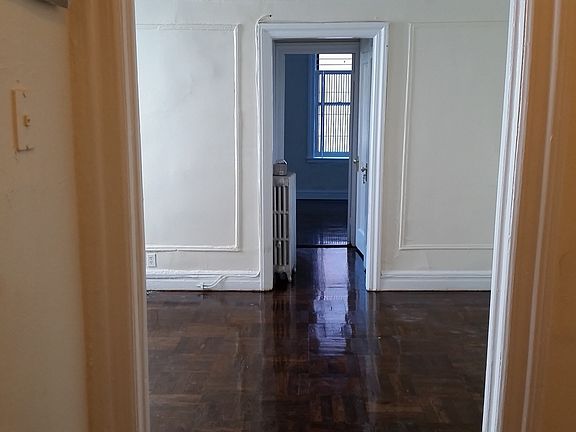 3rd image of 3816 Review Pl APT 4F