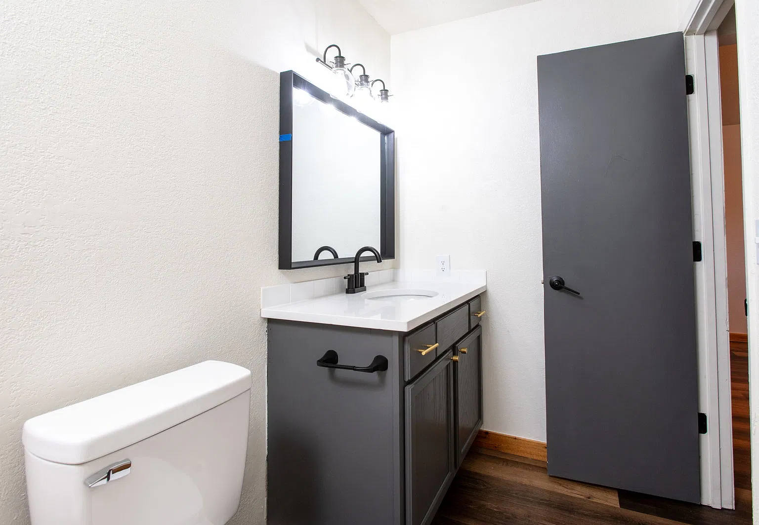 338 N Lorraine Ave — Photo 4