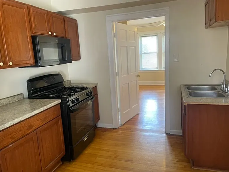 6557 59 S Fairfield Avenue 2714 #16-W — Photo 10