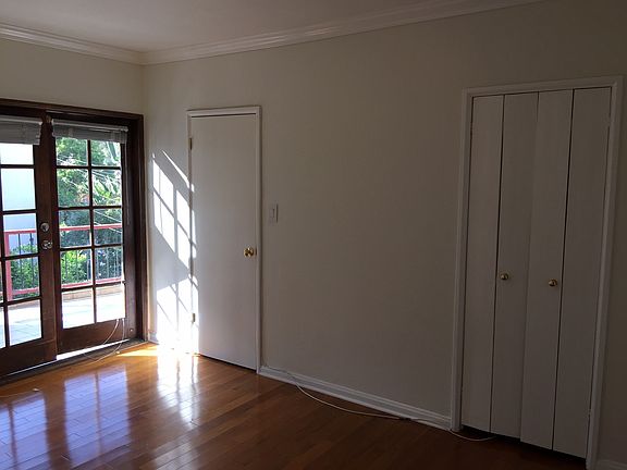 Bedroom/private bath