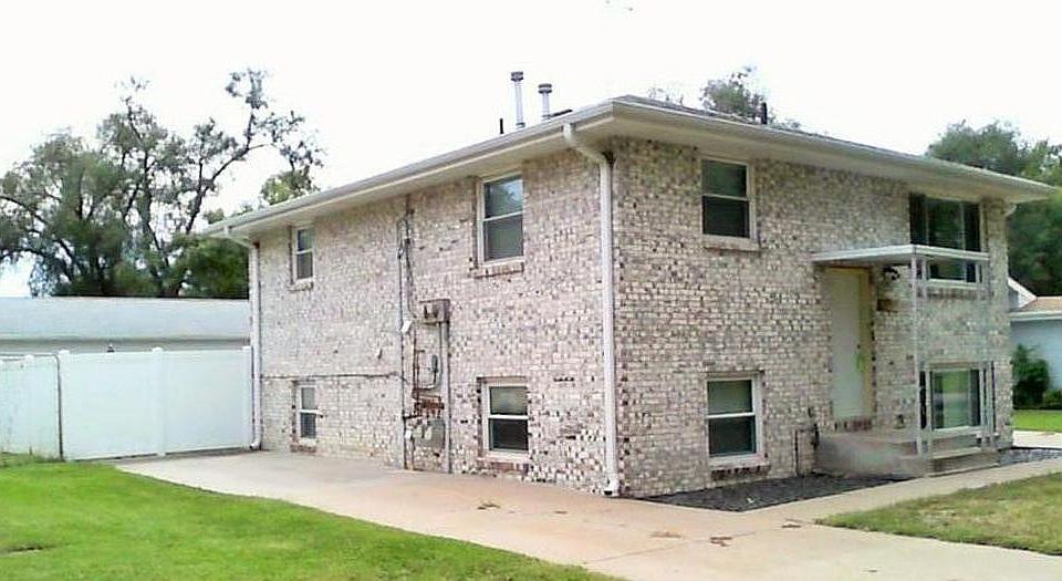 Off street parking in addition to garage (if rented)