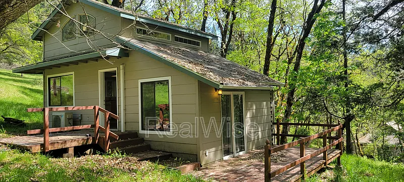 Building Photo - 2451 W Jones Creek Rd #B