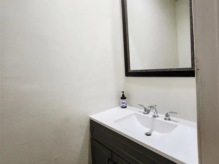 7700 Creekbend Dr #98 — Photo 7