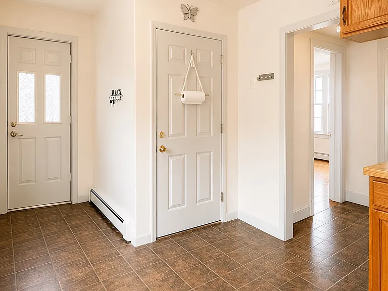 91 Clermont St #2 — Photo 10