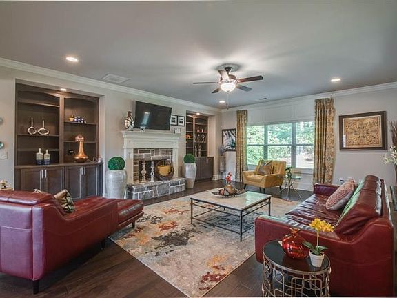 3rd image of 769 Heritage Lake Way