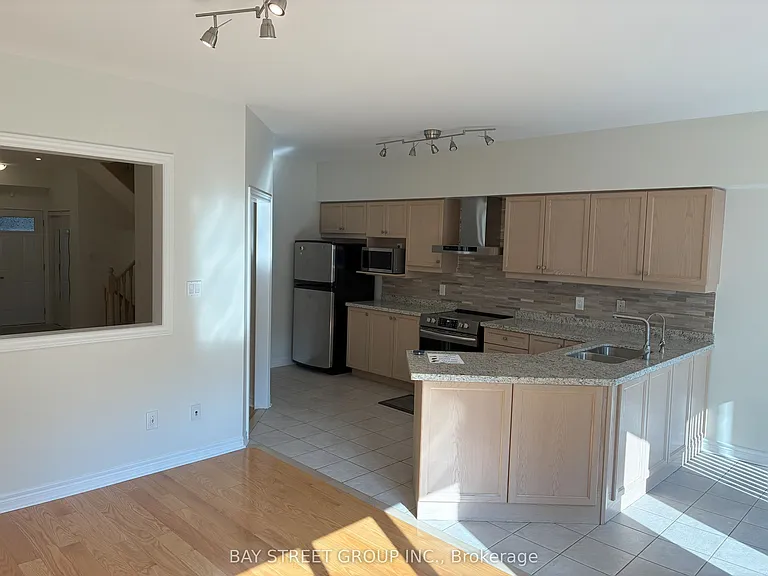 85 Kimono Cres — Photo 22