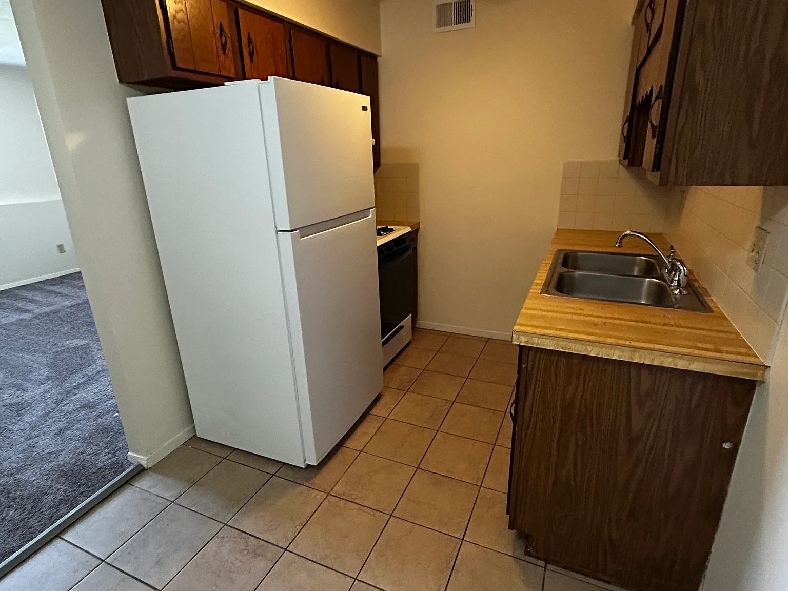 2 bed, $850 — Photo 4