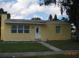 813 Dogwood Rd, West Palm Beach, FL 33409