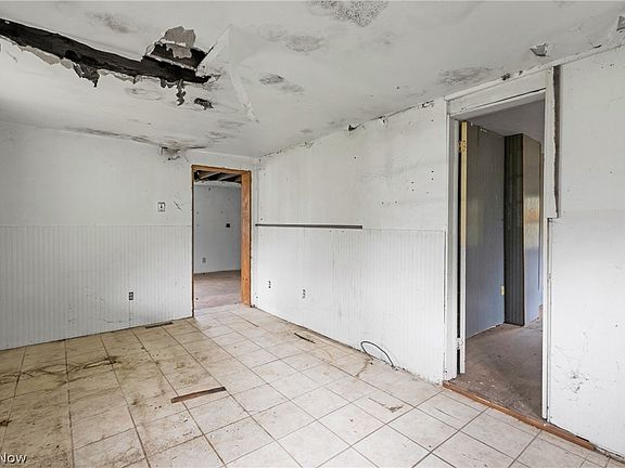3rd image of 7766 Stewart Rd