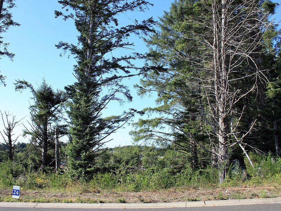 1st image of 4300 SE 41st St Lot 24