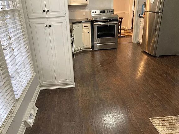 4th image of 6117 Ballentine St