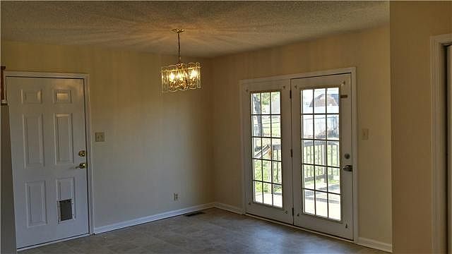 2nd image of 281 Audrea Ln