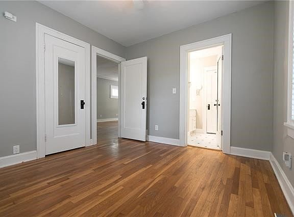 5th image of 505 E 60th St