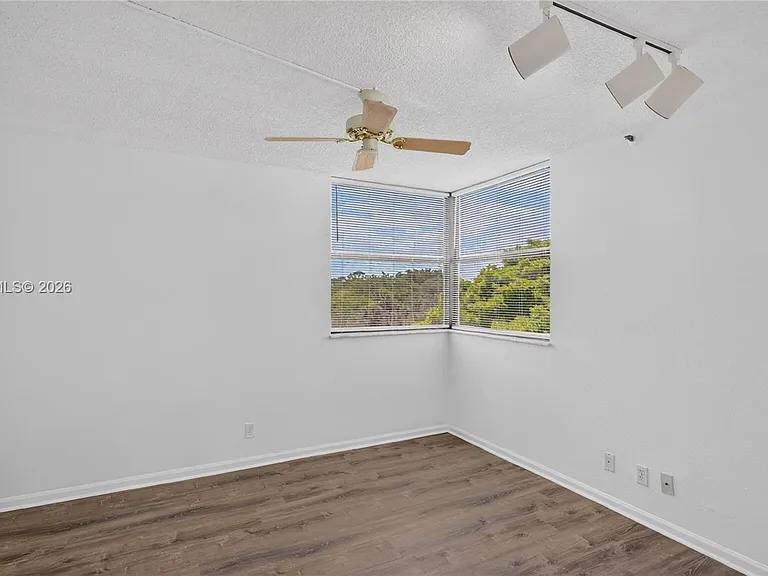 1850 Homewood Blvd #5010 — Photo 20