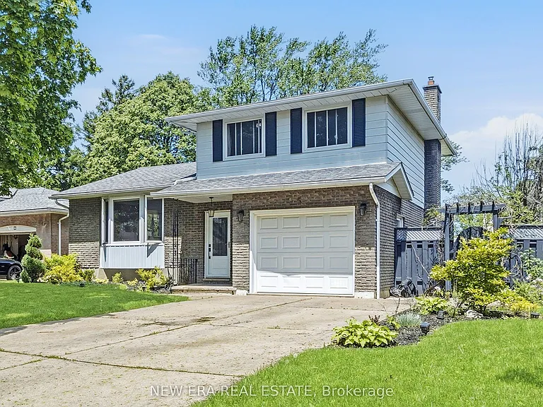 5 Shetland Cres — Photo 2