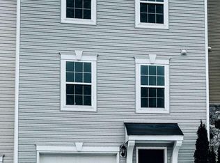49 Antigua Dr, Hedgesville, WV 25427