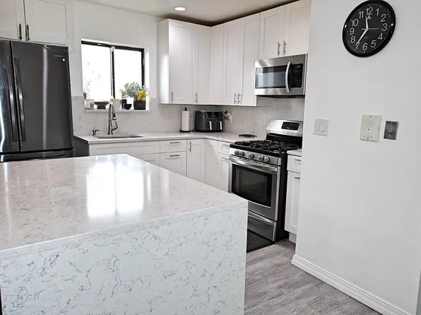 1078 East 73rd Street image 16 of 20