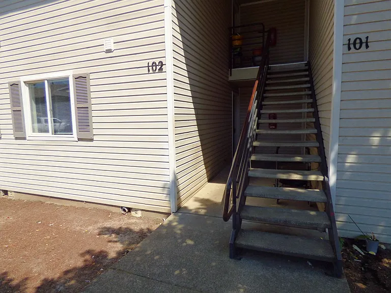124 Stafford Ln NE #102 — Photo 22