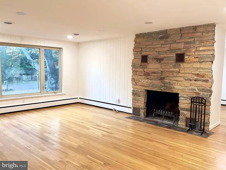 1 High Acres Dr — Photo 11