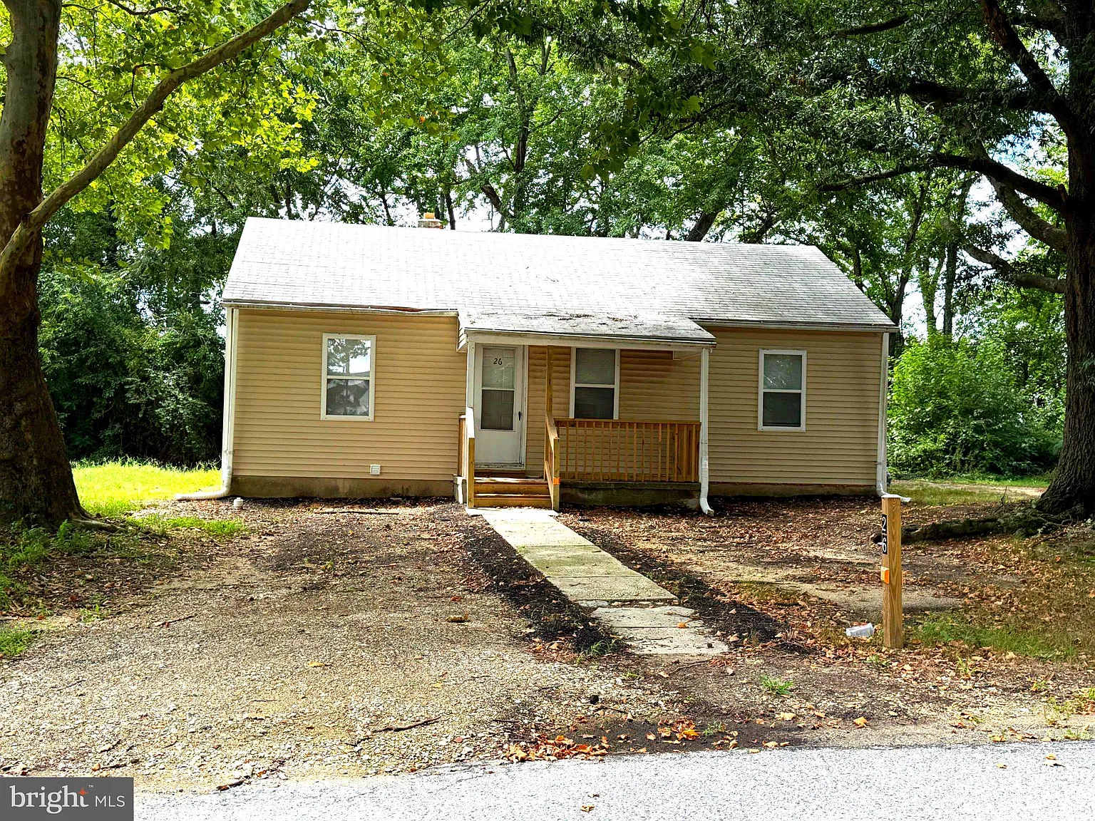3 bed, 2.0 bath, 1200 sqft, $2,195 — Photo 1