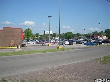 5th image of 40 N Kimberly Ave