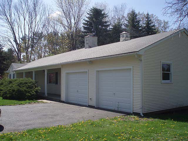 2nd image of 6 Emmans Ln
