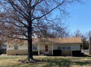 227 N Wood Ave, Wichita, KS 67212