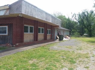 701 N 1st St, Pulaski, TN 38478