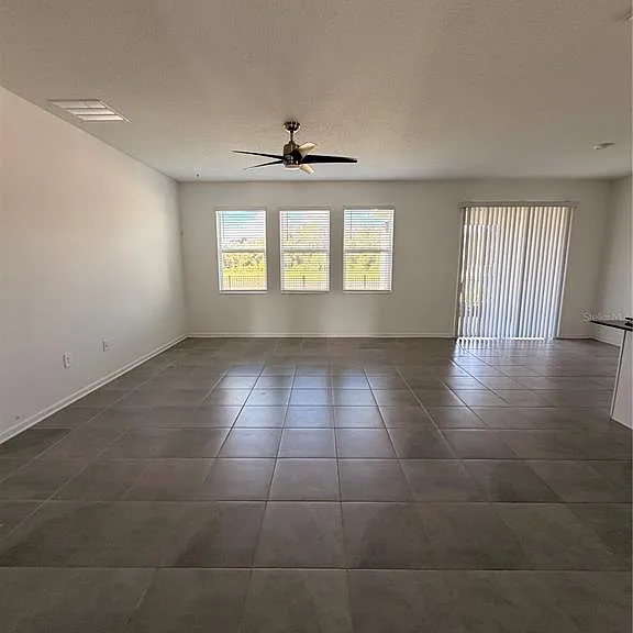 832 Daring Dr — Photo 16