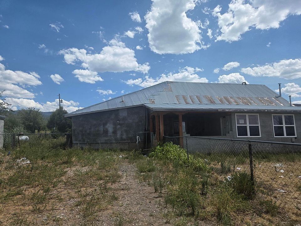 1st image of 150 Llano De La Llegua Rd