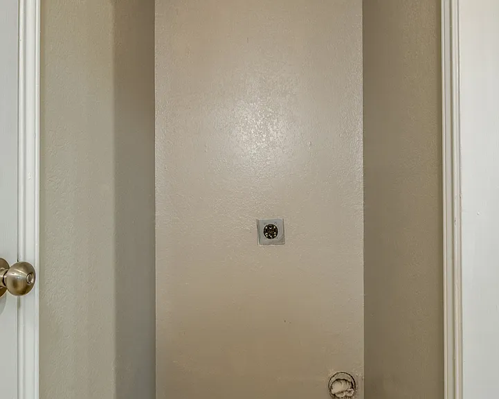 5302 Kenosha Ave — Photo 39