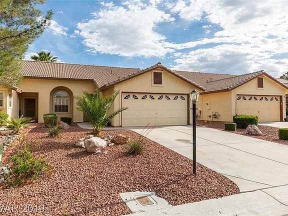2nd image of 4809 Lawnwood Ct