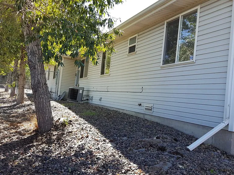 590 Depew Ct — Photo 11