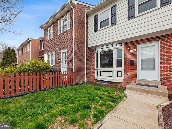 2nd image of 3442 Beale Ct