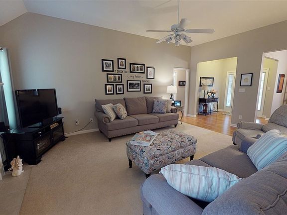 5th image of 2810 Pebblewood Ct