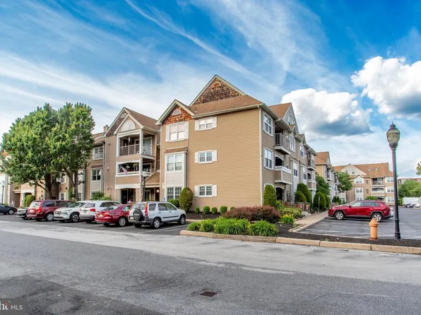 73305 Delaire Landing Rd #305, Philadelphia, PA 19114