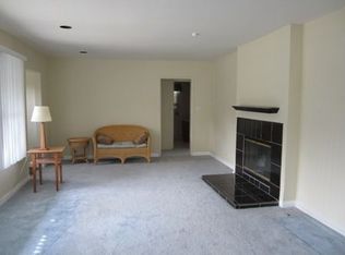 18241 Acre St, Northridge, CA 91325