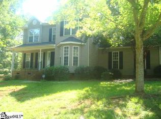 40 Idle Ln, Fountain Inn, SC 29644