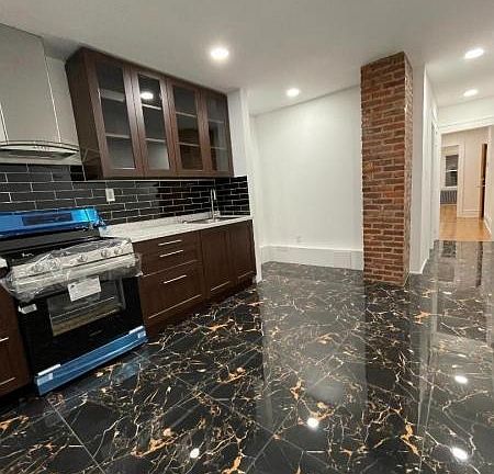 5th image of 492 Sanford Ave Floor 2