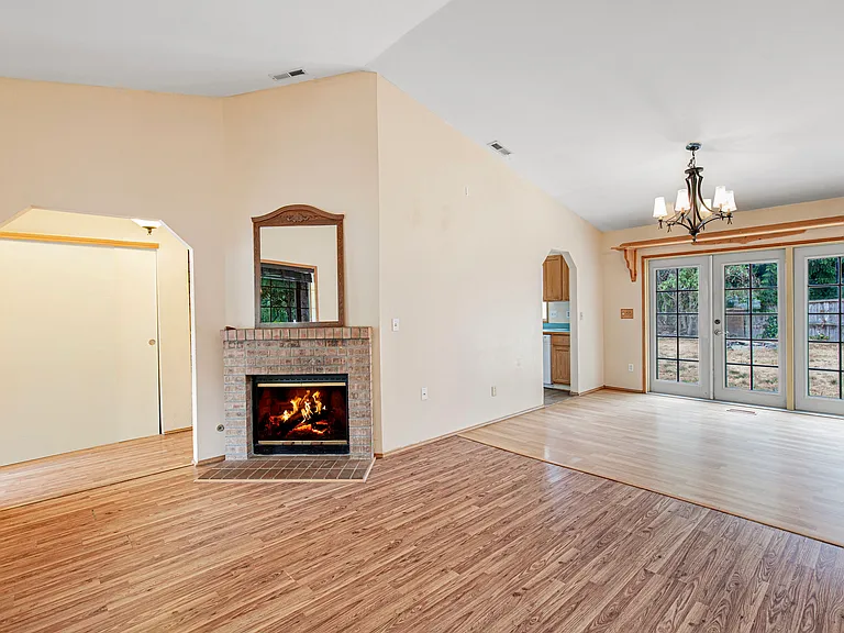 29 Hylebos Ave — Photo 6