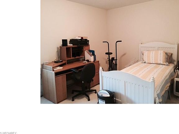 5th image of 1744 Maxwell Blvd #F2