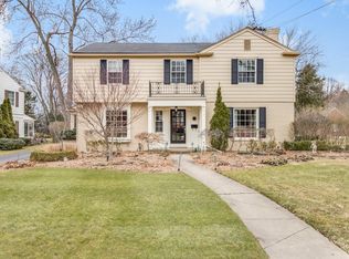 3635 Roland Dr, Bloomfield Hills, MI 48301